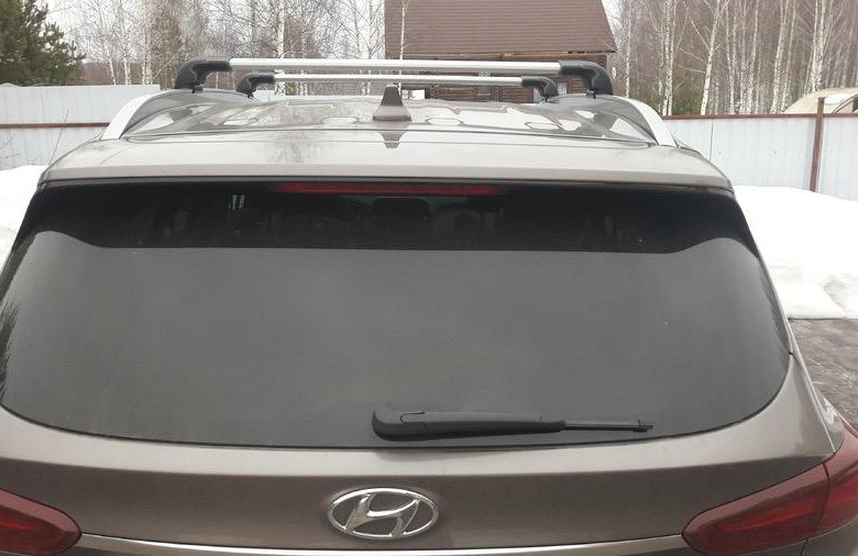 Рейлинг санта фе. Багажник Thule Hyundai Santa Fe 4. Поперечины на Санта Фе 3. Рейлинги Санта Фе 4. Багажник на крышу Santa Fe 2021.