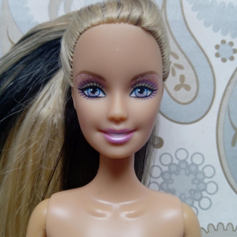 Барби блондинка с шарнирами. Кукла барби fashionistas. Кукла барби мэйд ту мув. Куклы по типу барби с шарнирами. Кукла барби шарнирная модная.