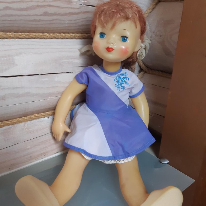 Шагающие куклы. Кукла СССР паричковая. Шагающая кукла СССР. Кукла шагающая паричковая.