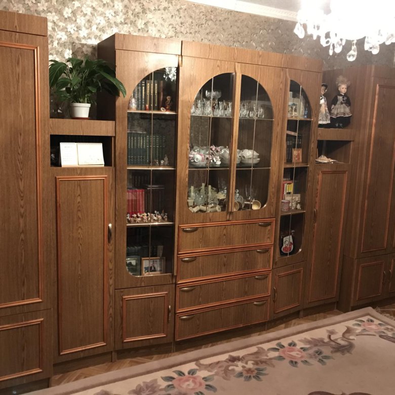 Продам стенку бу. Продам стенку бу. Шкаф стенка бу. Стенки советские для гостиной русь. Продать стенку в зал в днр бу.