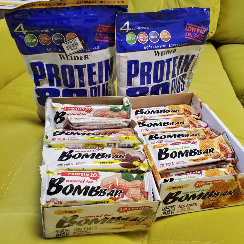 Спорт батончики. Спортивное питание батончики протеиновые. Букет с протеиновыми батончиками. Whey батончик. Много протеиновых батончиков.