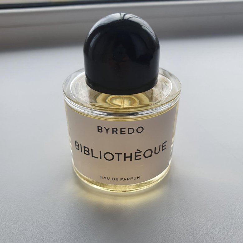 Byredo bibliotheque аромат. Духи Byredo bibliotheque. Bibliotheque духи мужские.