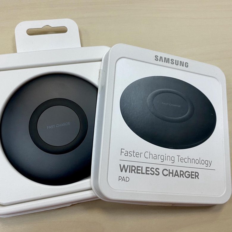 Беспроводная зарядка 2020. БЗУ Mophie 4-in-1 Wireless Charging. Mophie Wireless Charging Base. Wireless Charger WUW w05. Wireless Charging 5w Oxion.