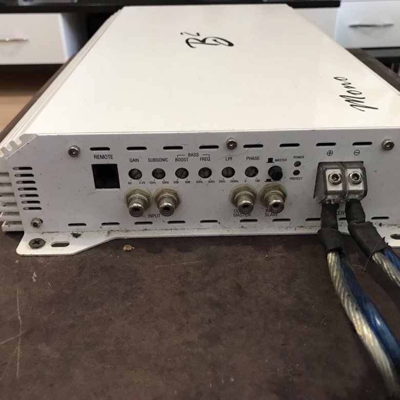 Dl audio моноблок. B2m1 усилитель моноблок. Усилитель Maс Audio моноблок. Мооноблок саунаудио 2к. Американский монрьлок b2 QNOTA.