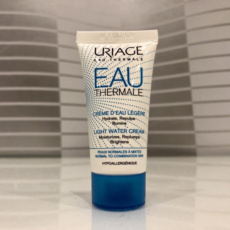 Water cream перевод. Uriage Eau Thermale Light Water Cream. Uriage Rich Water Cream. Uriage Creme d'Eau legere. Eau Thermale Creme d'Eau Water Cream.