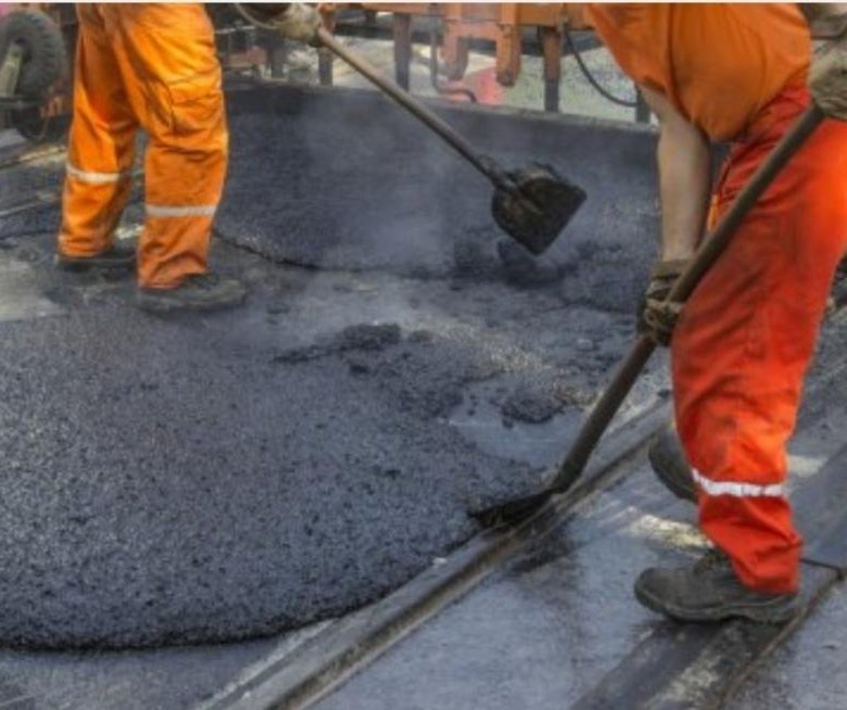 Asphalt laying