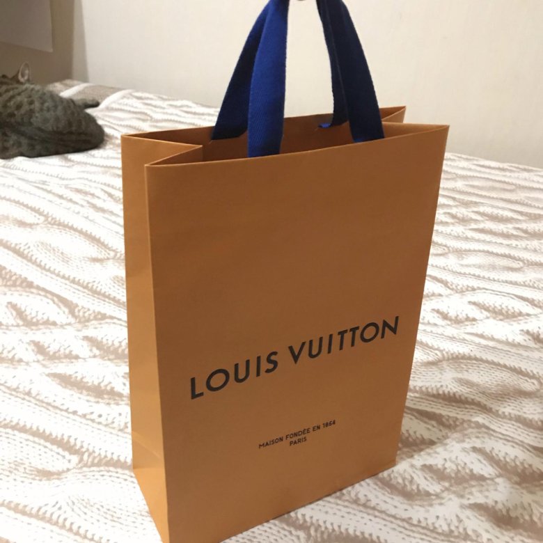 Заберем оригинал. Пакет Louis Vuitton. Пакет Louis Vuitton оригинал. Брендовые пакеты Louis Vuitton. Пакеты подарочные Луи витон.