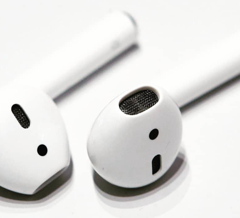 Как найти наушники эпл. Наушники Apple Earpods 2. Эппл аирподс. Наушники айрподс. Earpods Apple беспроводные.