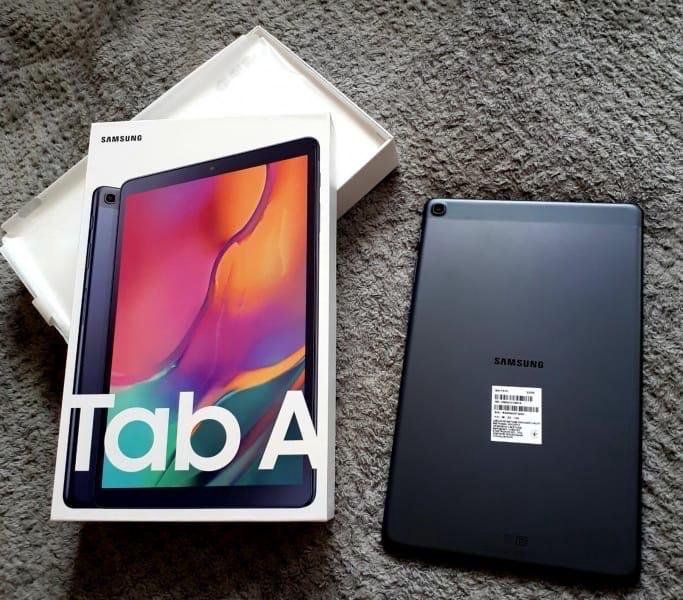 Samsung tab a 10.1 2019. Galaxy Tab 10.1 2019. Самсунг таб а 2019. Samsung таб а восемь коробка.