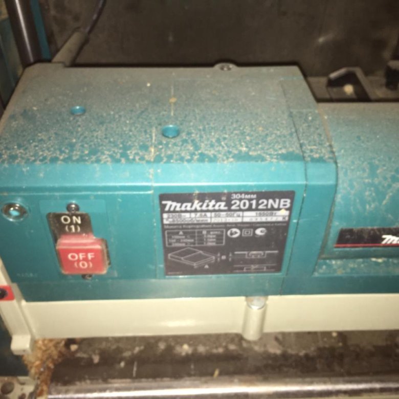 Макиты nb. Рейсмусовый станок Makita 2012nb. Стол для рейсмуса Макита 2012nb. Фото рейсмуса Макита.