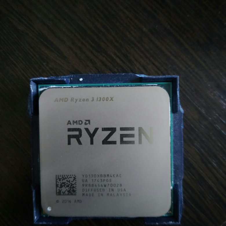 Amd ryzen 3 1300x. Ryzen 3 2200g. AMD Ryzen 3 Pro 2200g. Процессор AMD Ryzen 7. Процессор AMD Ryzen 7 1700x.