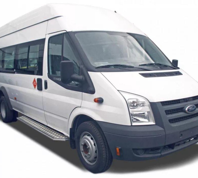 Ford Transit белый сбоку