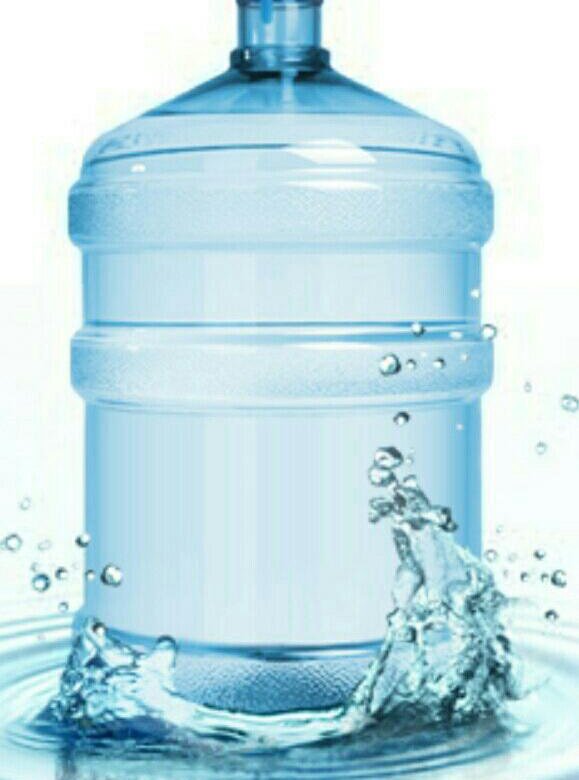 Доставка воды 20 литров. Бутилированная вода. Вода в бутылях. Вода бутилированная 19 литров. Бутылка 19л.