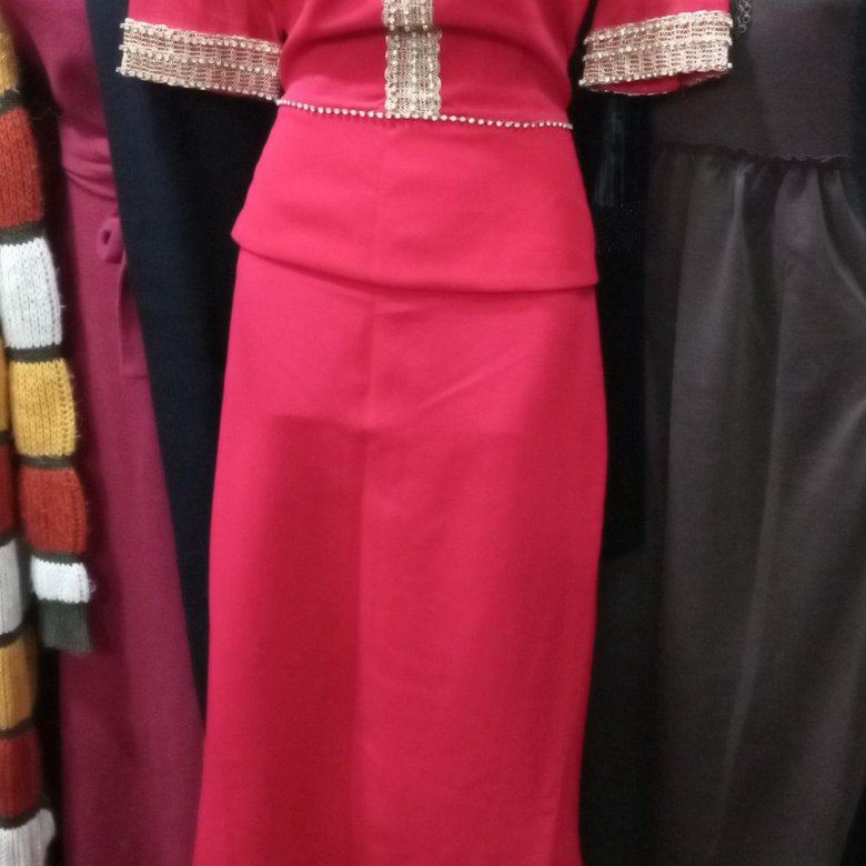 Белорусские женские платья в Дербенте