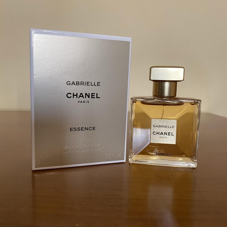 Gabrielle chanel essence. Духи Шанель Габриэль Эссенс. Шанель Габриэль Эссенс 100 мл. Chanel Gabrielle парфюмерная вода 35 мл. Габриэль Шанель аромат.