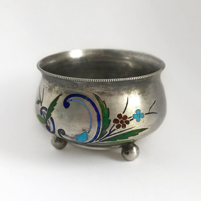 Серебро 84 пробы эмаль. Солонка серебро 84 эмаль. Эмаль 84 проба. Солонка серебро 84 эмаль. Полихромная эмаль что это.