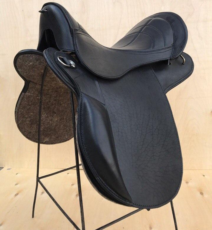 Седло офицерское казачье. Седло стремена упряжь. Андреевская упряжь седла. Исландское седло pfiff rippsitz. Строевое седло.