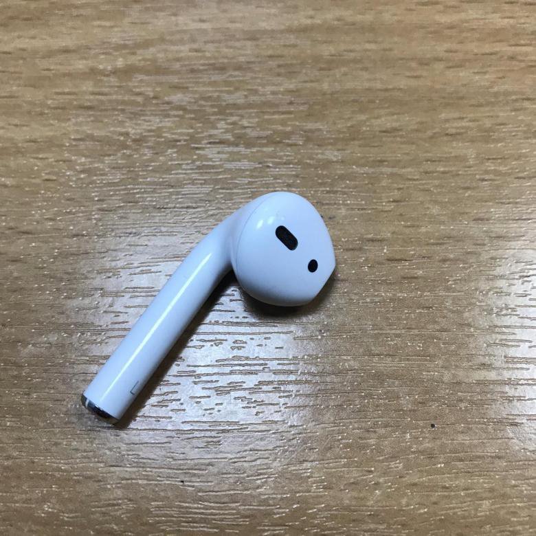 Левый наушник. Наушник левый Apple AIRPODS 2. Левый наушник Apple AIRPODS 1. Аирподс 2 левый наушник. Айрподс про левый наушник.