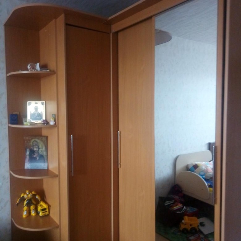 Шкаф купе угловой – купить в Москве, цена 4 500 руб., продано 10 апреля ...