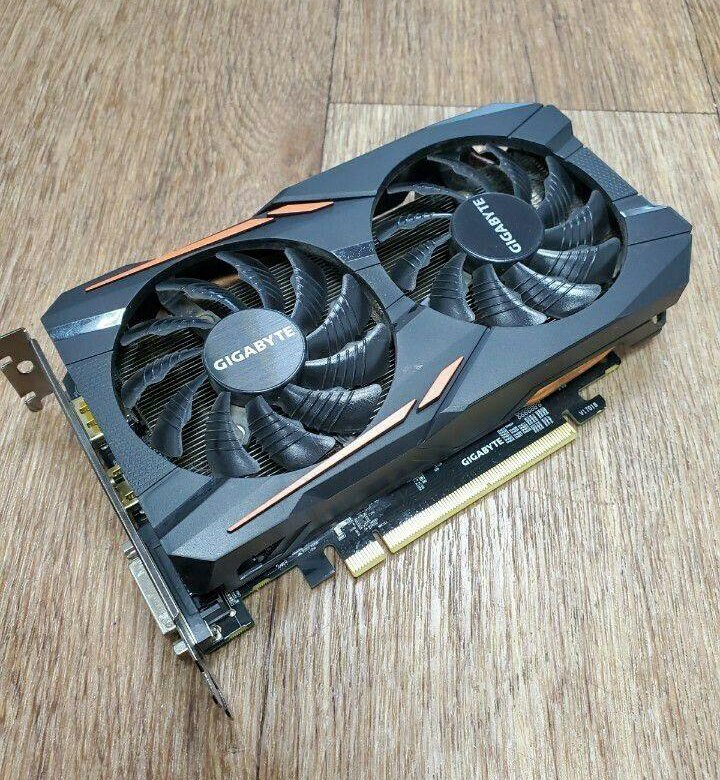 Rx 560 4gb. AMD RX 560 4gb. RX 560 4gb Gigabyte. Gigabyte RX 560 4gb Mini.