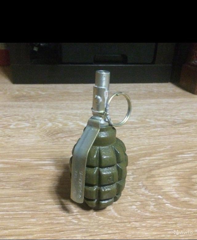 Лимонка ф1. Осколочная граната ф1. Граната ф1 растяжка. Макет ммг ручной гранаты ф 1. Граната ф1 запал.