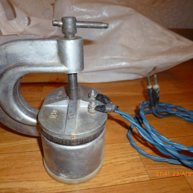 Авито вулканизатор. Электрический вулканизатор 220. Вулканизатор 220 вольт. Вулканизатор 220 вольт. Вулканизатор эа-12д комплектация.