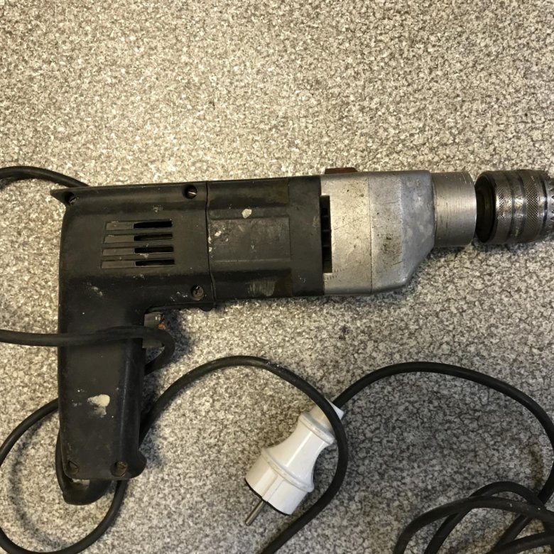 Дрель хантер 910. Старые советские дрели. Старая электрическая дрель. Старые советские дрели. Советские дрели иэ-1501.