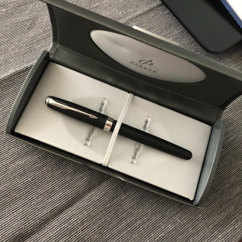 Parker france. Ручка Parker Sonnet France. Паркер Соннет перьевая. Parker Sonnet France 18k 750. Перьевая ручка Паркер Сонет France.