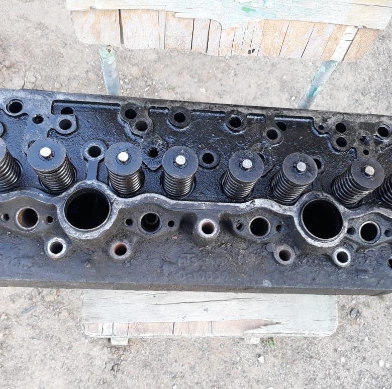 Головка мтз бу. Гбц мтз 80. Головка двигателя д 240. Головка двигателя мтз 50. Головка гбц мтз 80.