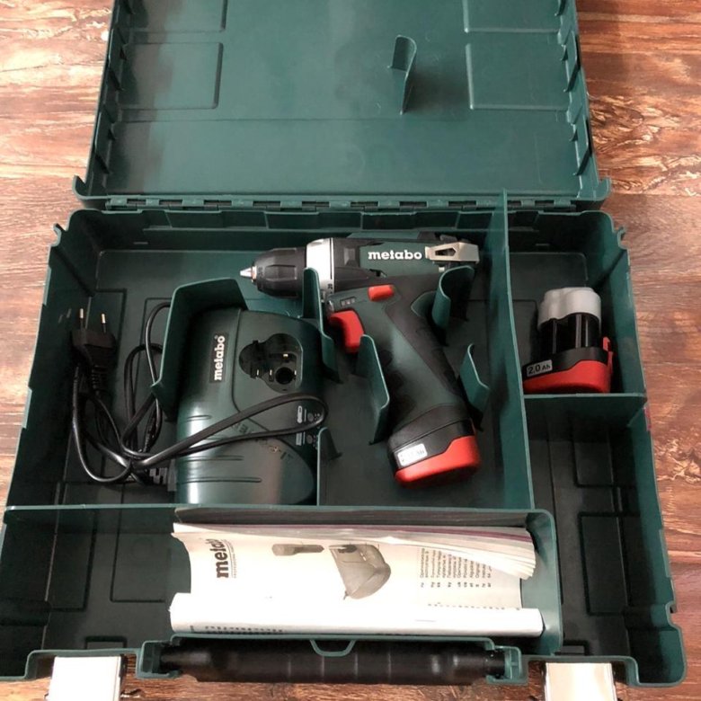 Метабо шуруповерт повер макс. Шуруповерт Metabo BS Maxx. Metabo POWERMAXX BS 118 кейс. Metabo POWERMAXX BS 10.8 5.2 Ah комплект с фонариком. Кейс для Metabo POWERMAXX.