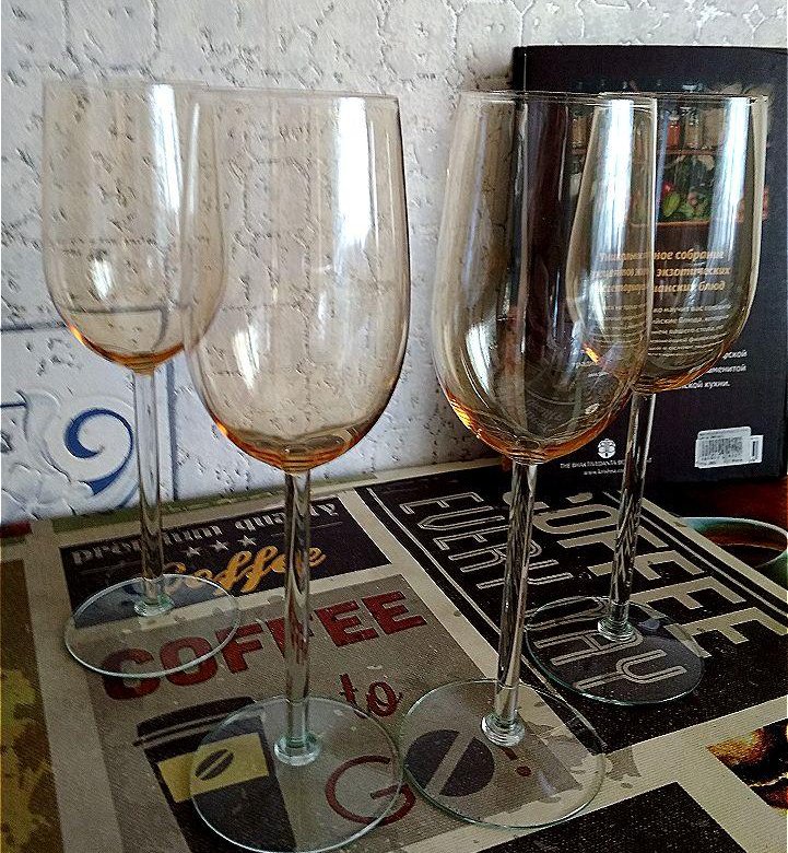 фужеры калининского стекольного завода. калининское стекло бокалы. розовые фужеры калининский завод. розовые фужеры калининский завод. калининские фужеры.