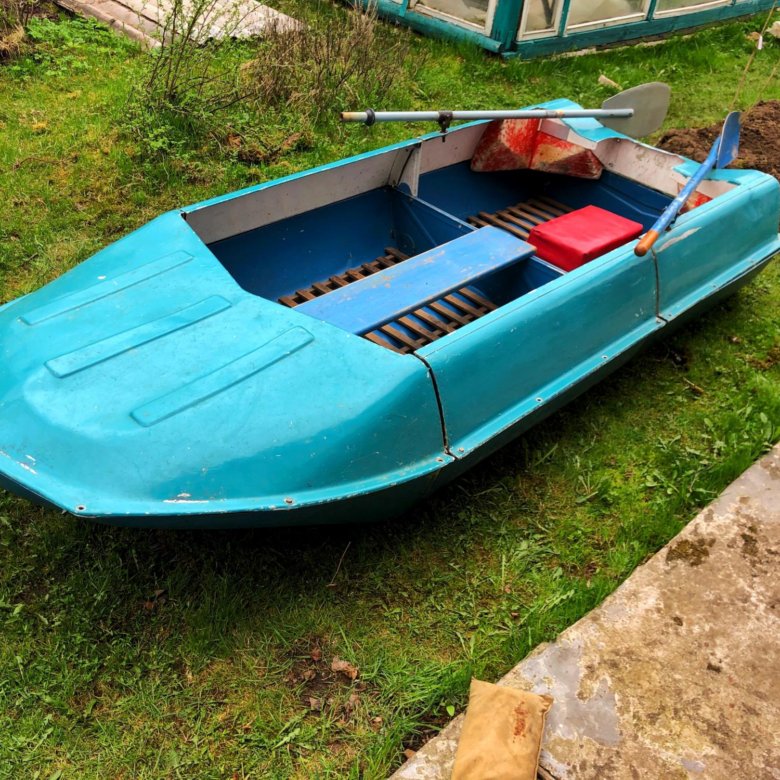 Металлические лодки гребные. Лодка дзук 240. Амг 5 лодка. Авито металлические лодки. Самодельные металлические лодки.