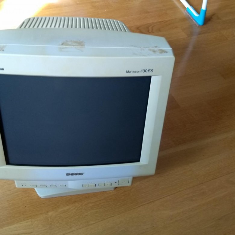 sony trinitron multiscan 100es