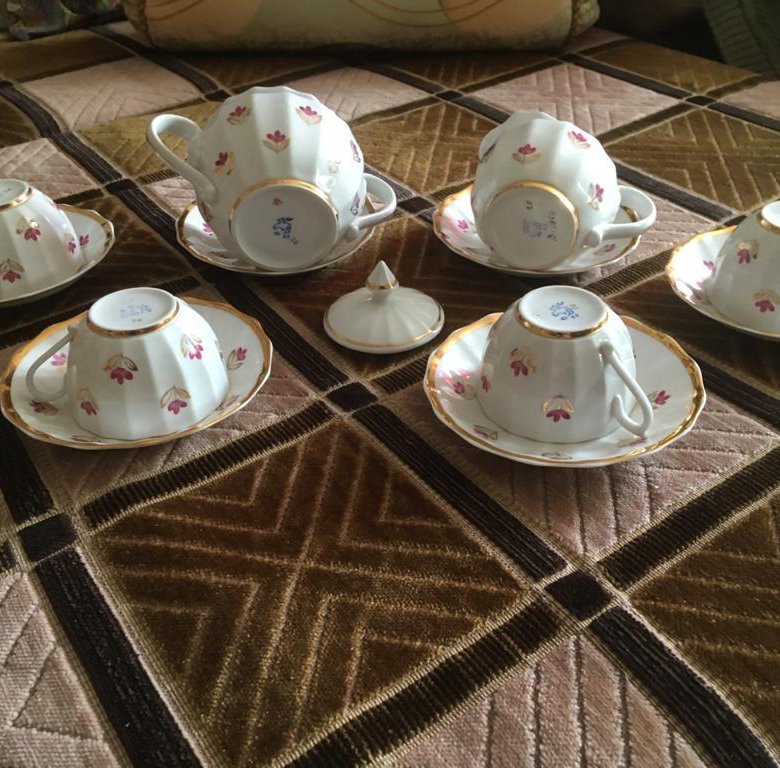 продать чайный сервиз