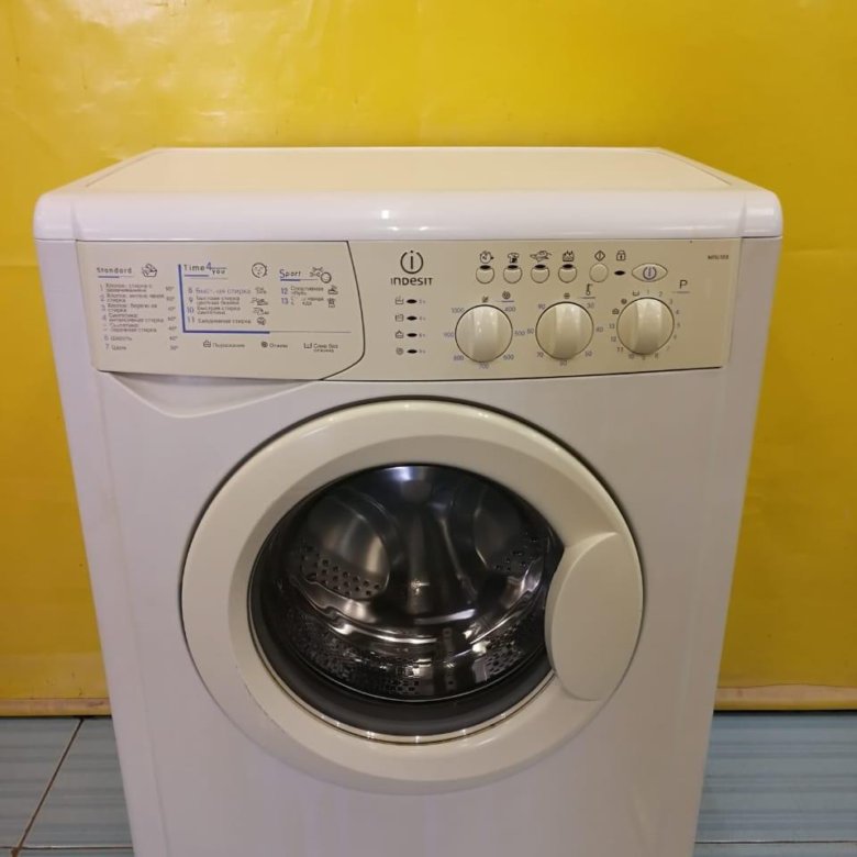 Машистирал ьная индеэит. Индезит бу. Стиральная машина индезит 2007. Indesit wisl 102. Indesit 10585.