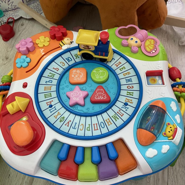 Развивающий столик fisher price