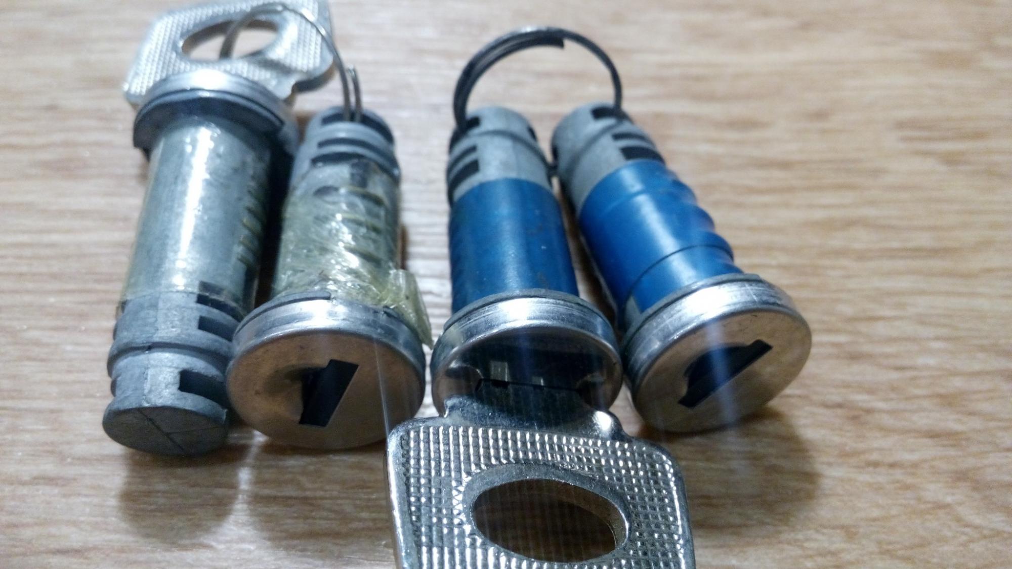 Личинки ваз-2108 с замком багажника "дааз". Дверной замок ваз 2109. Личинка замка 2108 артикул. Замок крышки багажника 2108. Личинка замка ваз 2108.