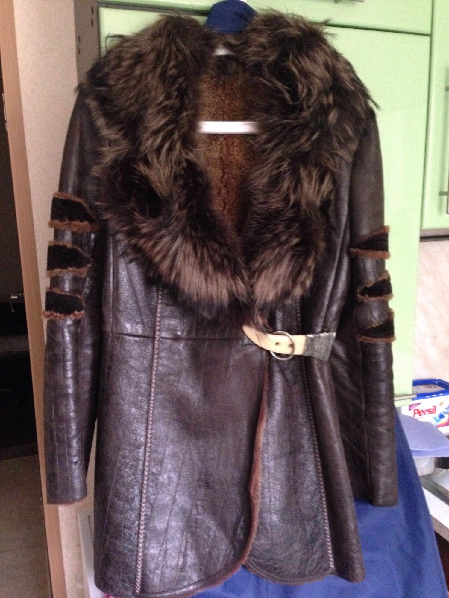 Обменять дубленку. Шуба секонд хенд. Объявления шуб. Дубленка длинная. Страшная дубленка.