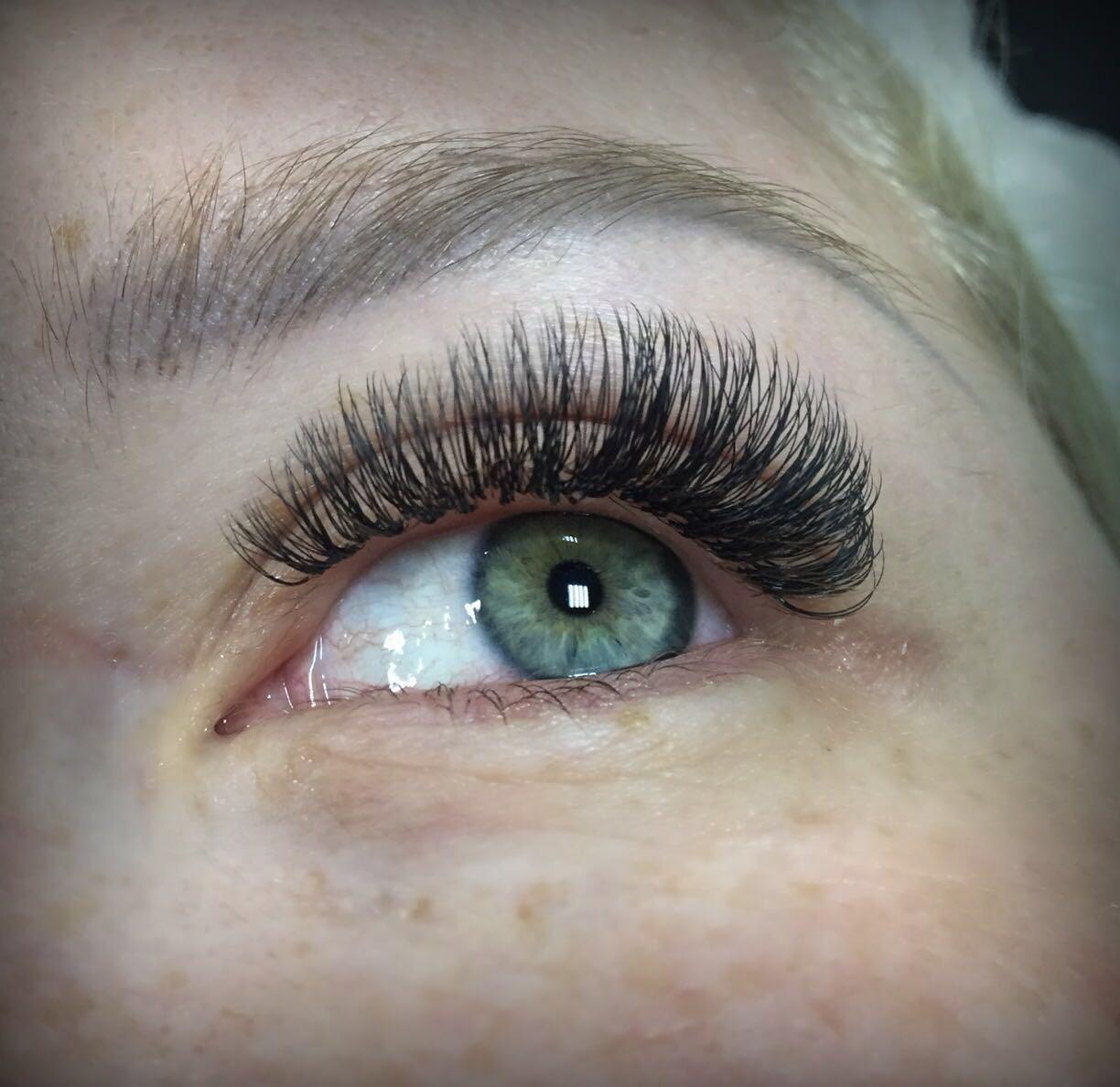 наращивание ресниц в чите фото. трессы для голливудского наращивания. наращивание волос в чите. чита наращивание. ресницы чита.