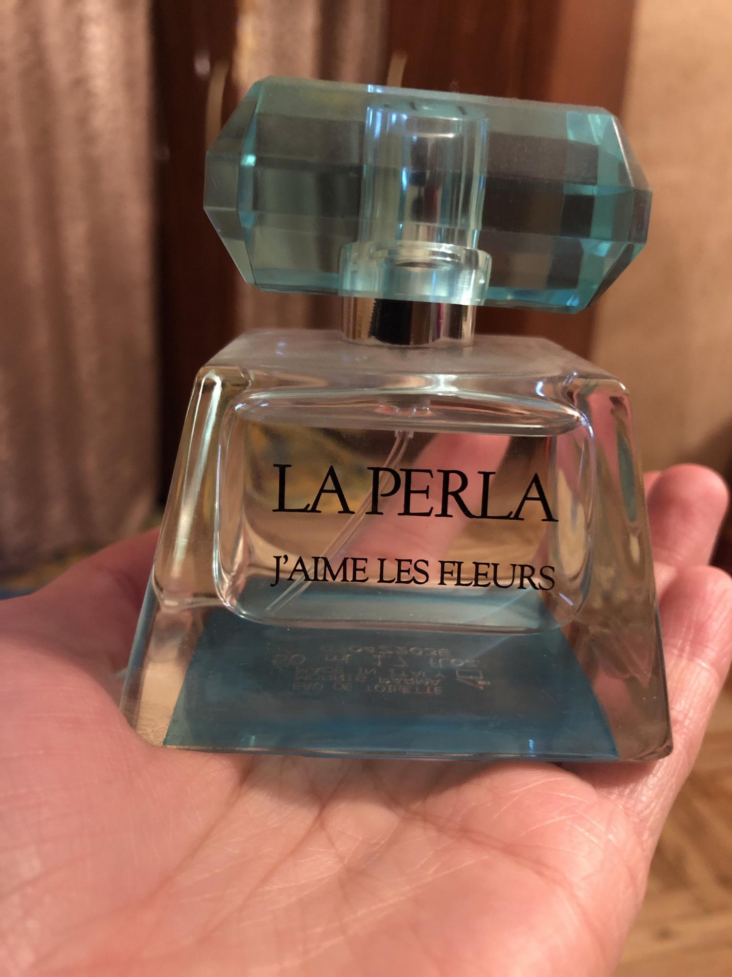 La perla Jaime les fleurs