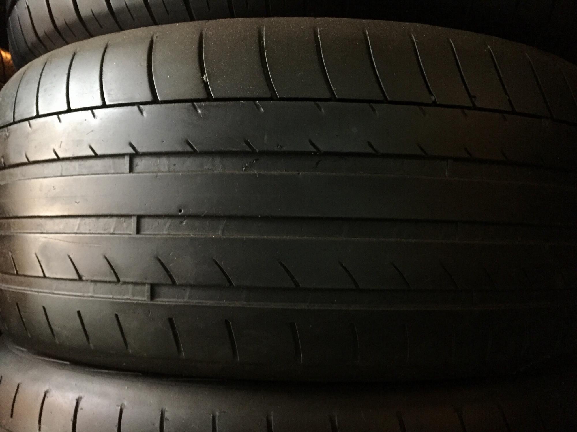 Резина sp sport maxx. Резина летняя 265/45/20. Dunlop 1887. Резина домиком фото 265/45/20.