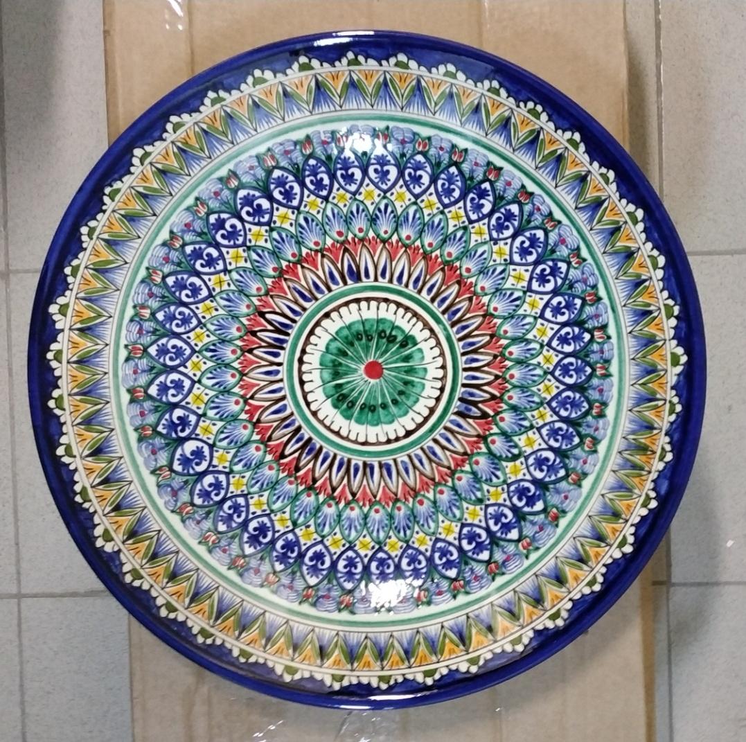 Узбекские тарелки для плова. Ляган 42см узбекский. Узбекская тарелка для плова. Большая тарелка для плова узбекская. Таджикские тарелки.