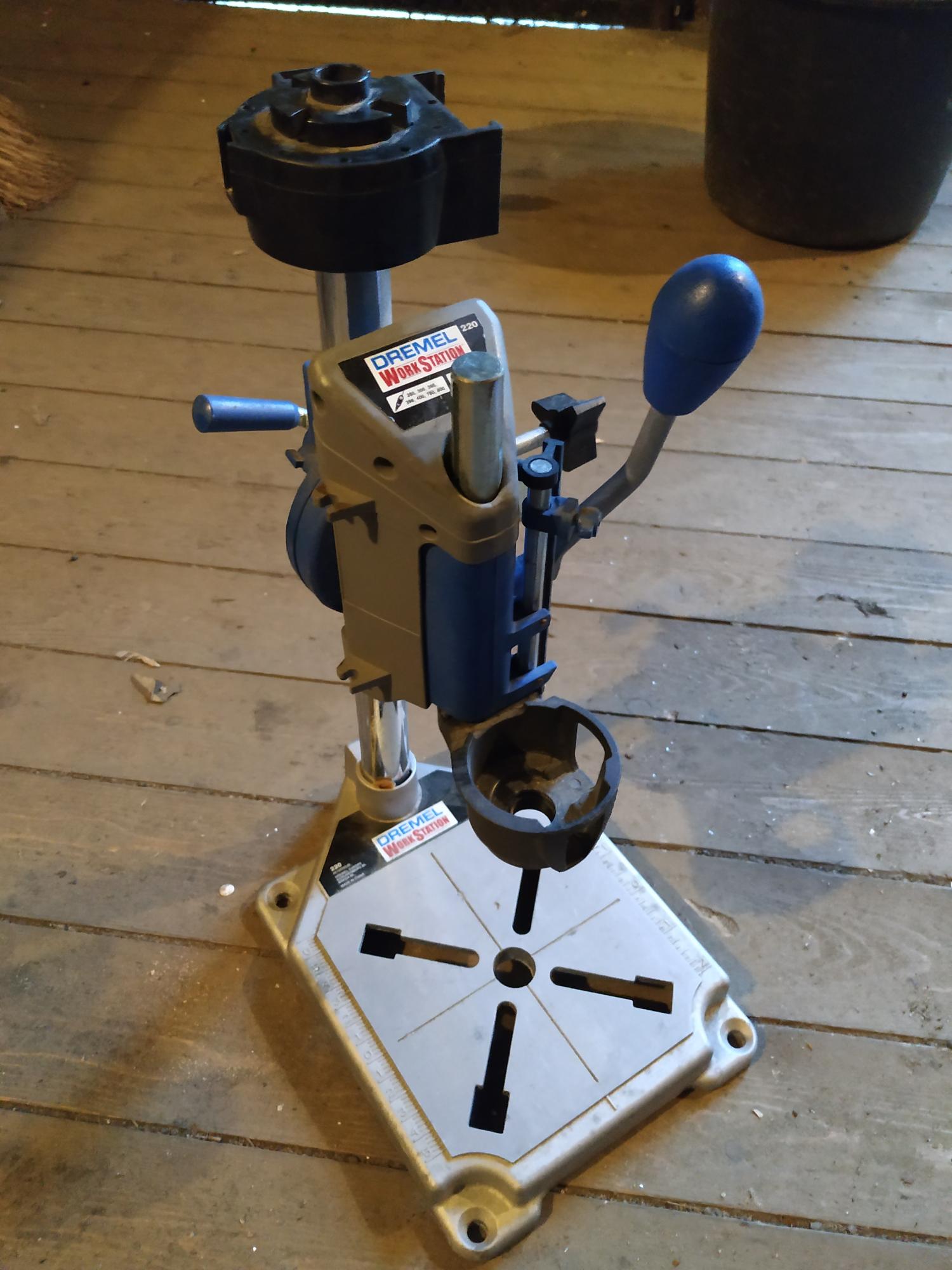 органайзер для оснастки dremel. набор дремель с насадками 175 в сумке. оснастка dremel. Dremel 2615c682ja. набор оснастки dremel 150 предметов.