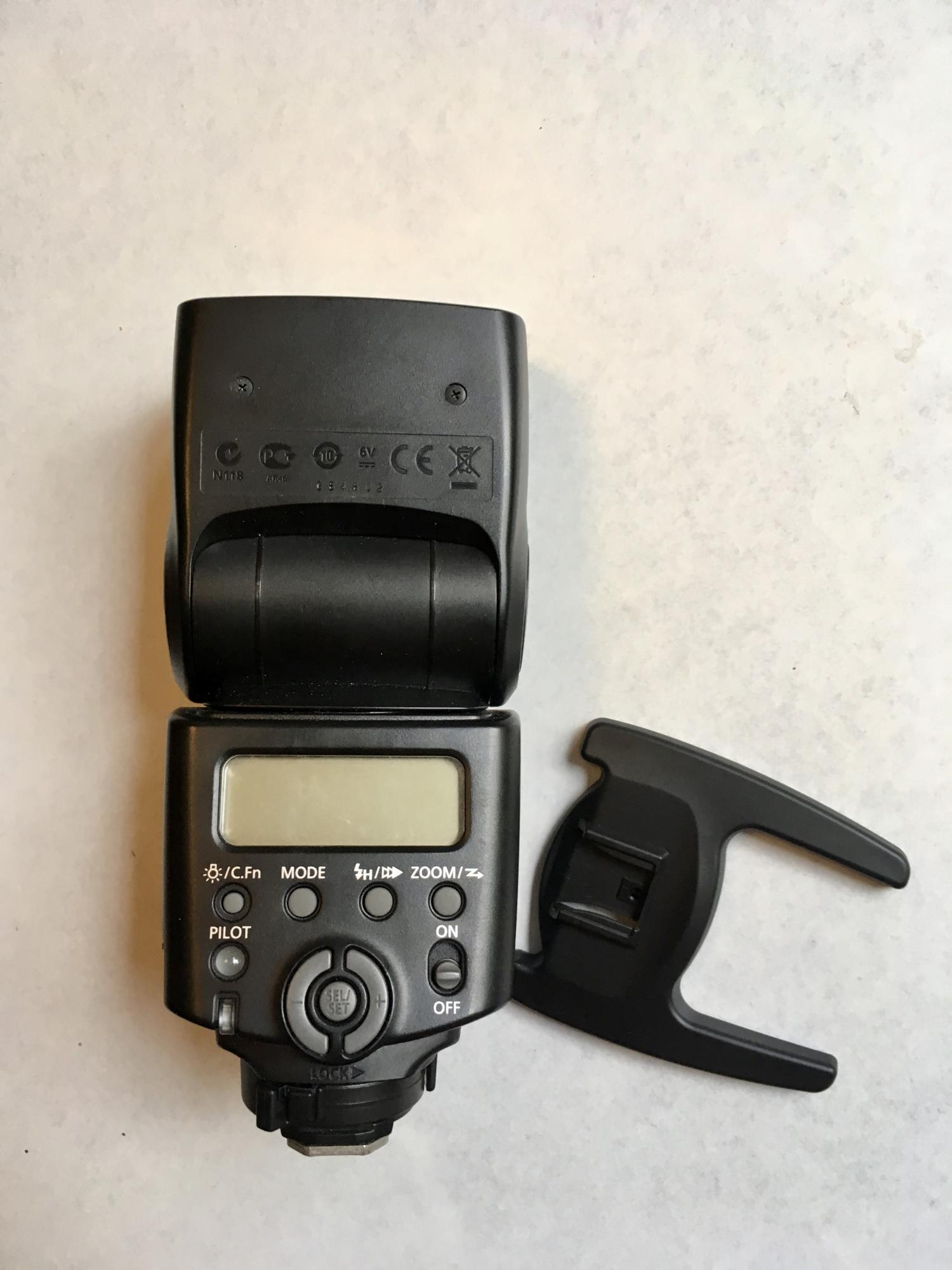 Canon Speedlite 430ex II.