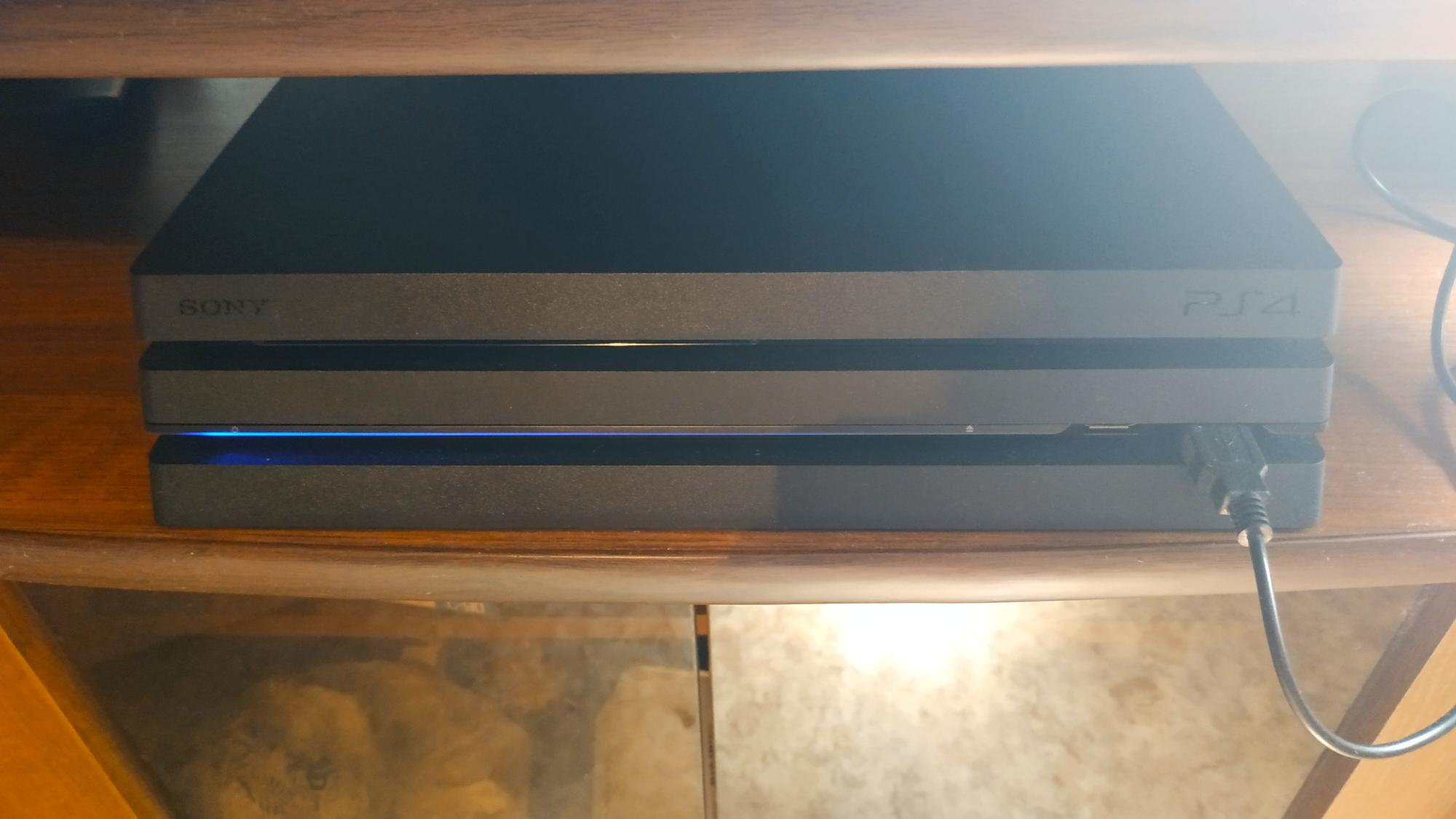 Playstation 4 pro cuh. CUH 7116b. PLAYSTATION 4 Pro CUH-7116b. PS 4 CUH-7116b.