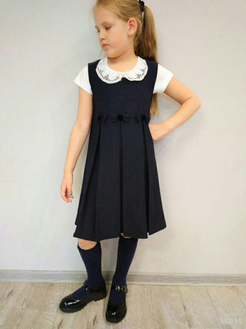 Школьный сарафан 134. Школьные сарафаны оптом. Сарафан школьный для девочки синий. Корейские сарафаны для школы. Сарафан viktory&sergio школьный.