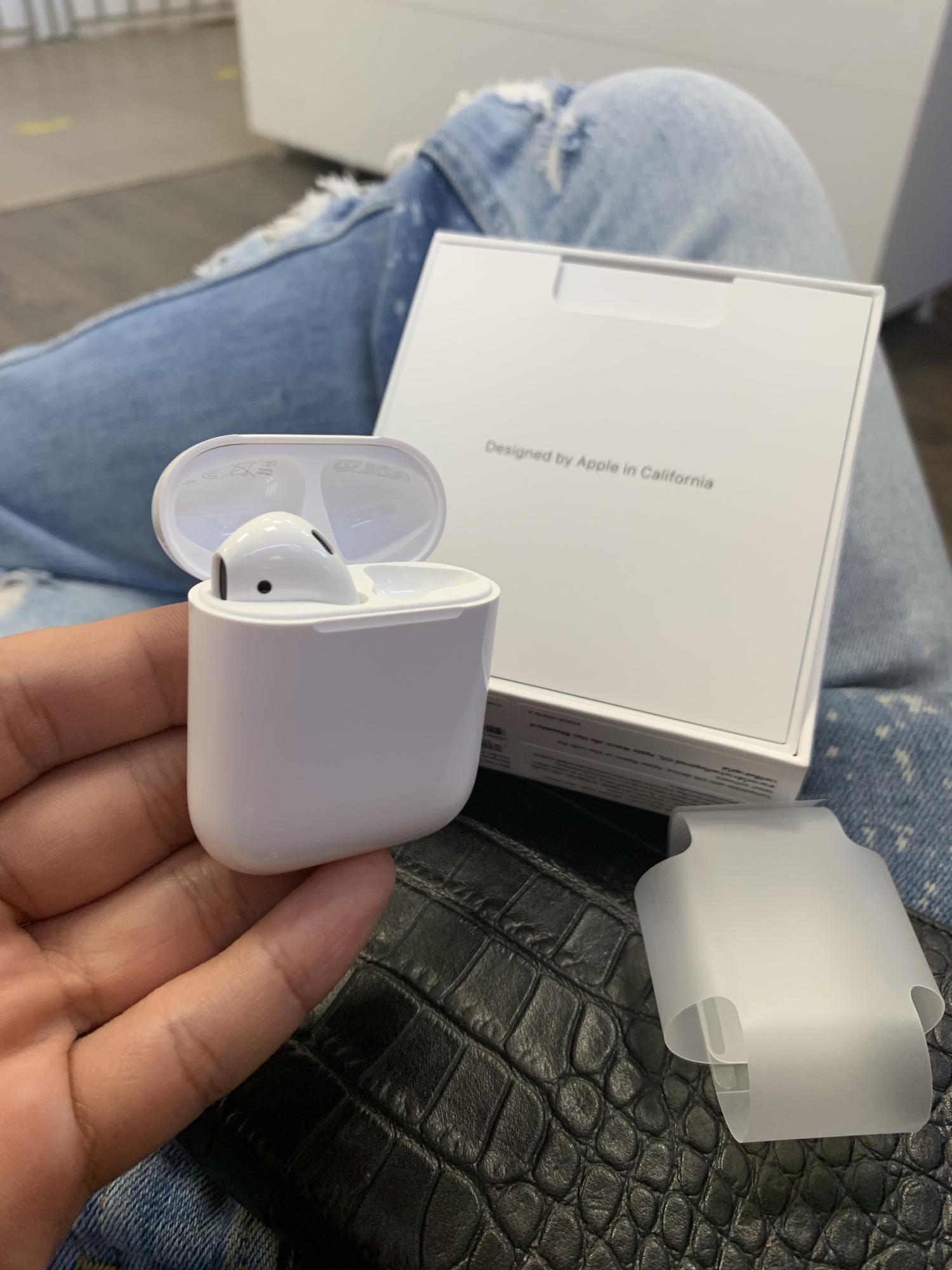 Airpods 2 левый