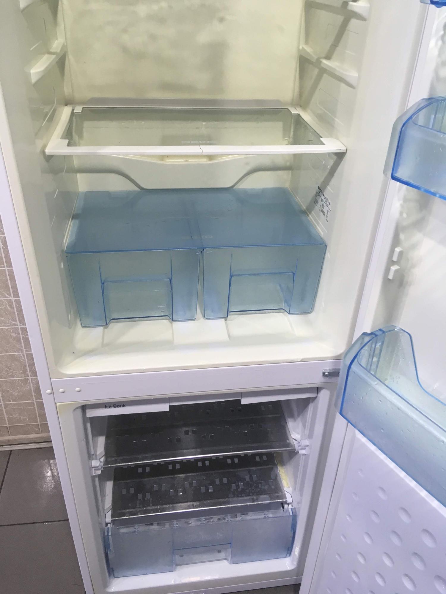 Холодильник Beko CSK 38000 SN