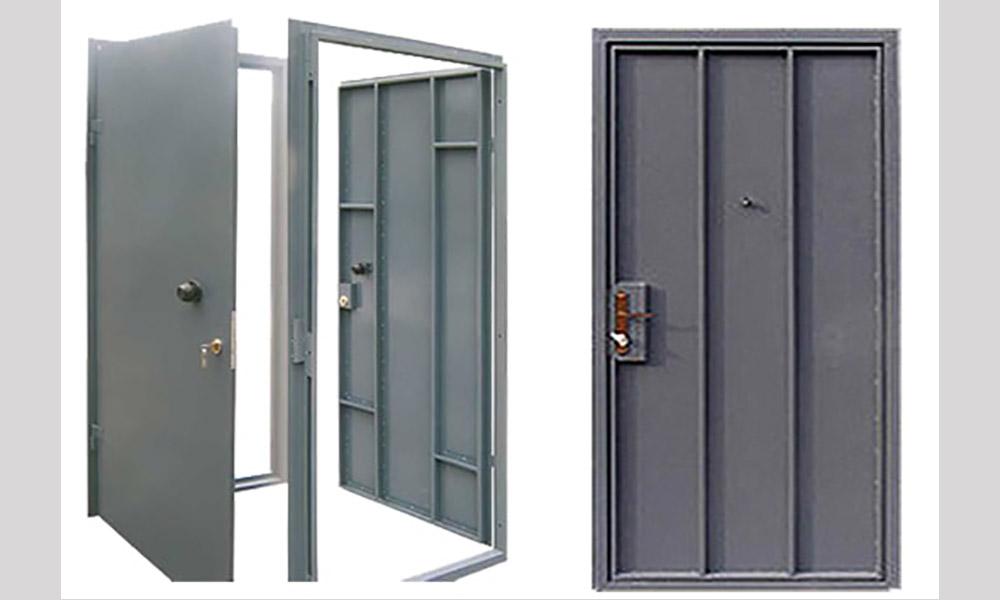 Технические железные двери. Однолистовые двери металлические. Дверь техническая металлическая. Технические двери. Железная техническая дверь.