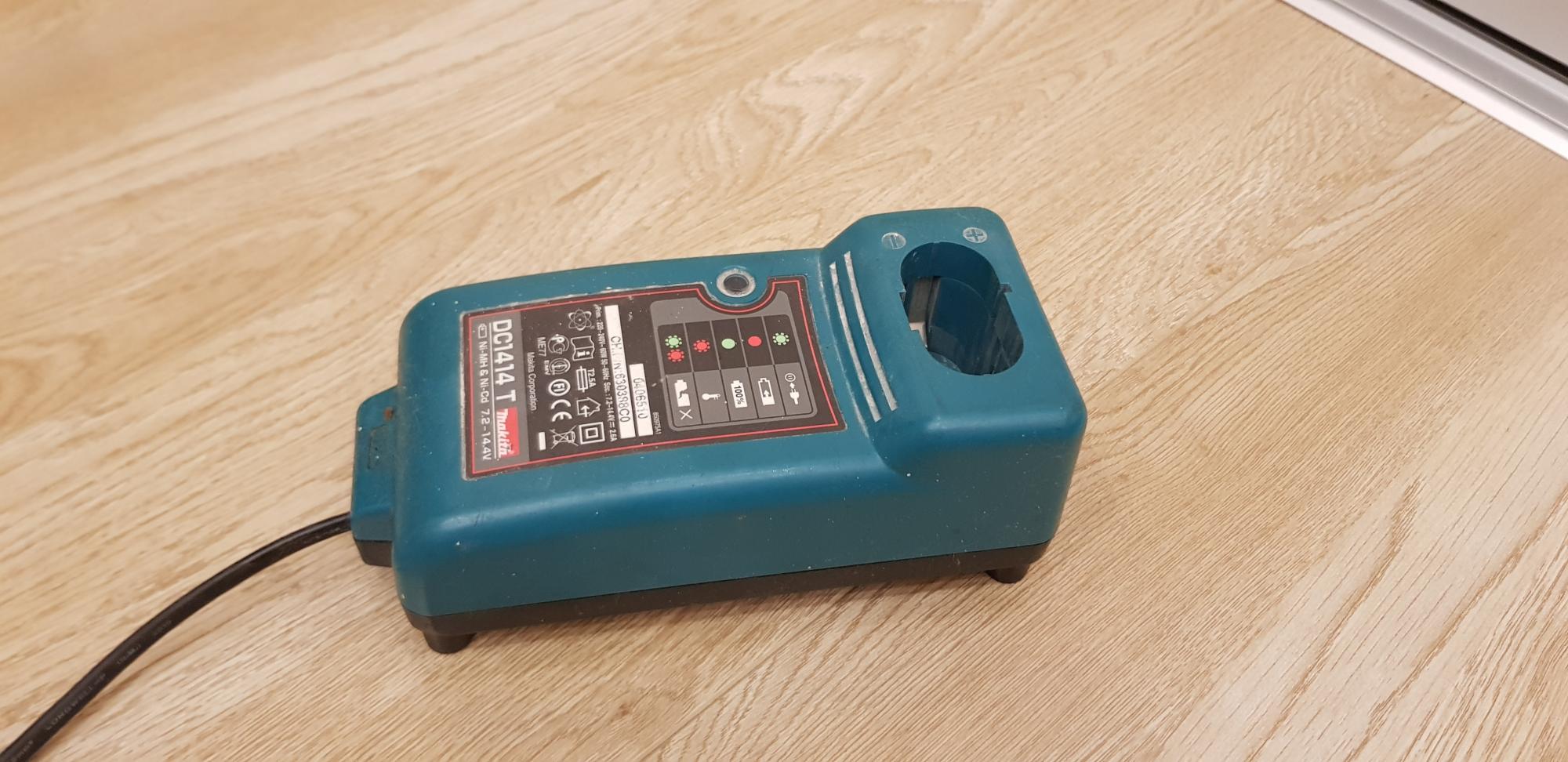 зарядки на шуруповерт макита 18 v. не заряжается макита. проблема с зарядкой акб макита. 2v. не заряжается макита.